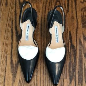 Manolo Blahnik Carolyne Black Leather Slingback